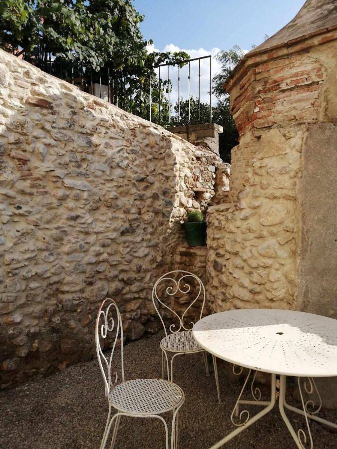 Location de vacances pour 6 personnes, avec Terrasse et Jardin à Trouillas - 2