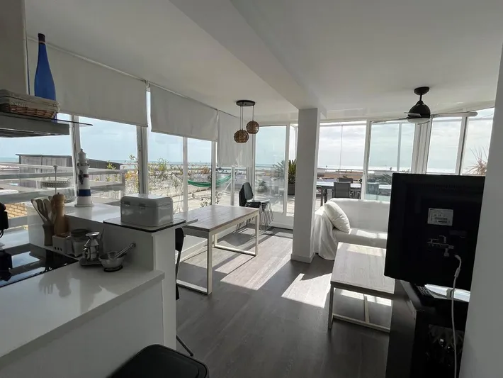 Apartamento de vacaciones para 7 personas, con vistas y jardín - 1