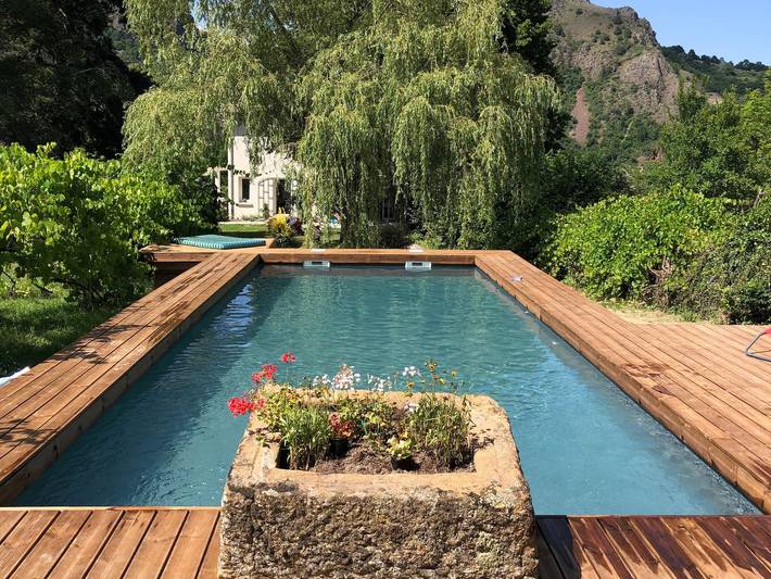 Gîte pour 14 personnes, avec Terrasse et Piscine à Chamalières-sur-Loire