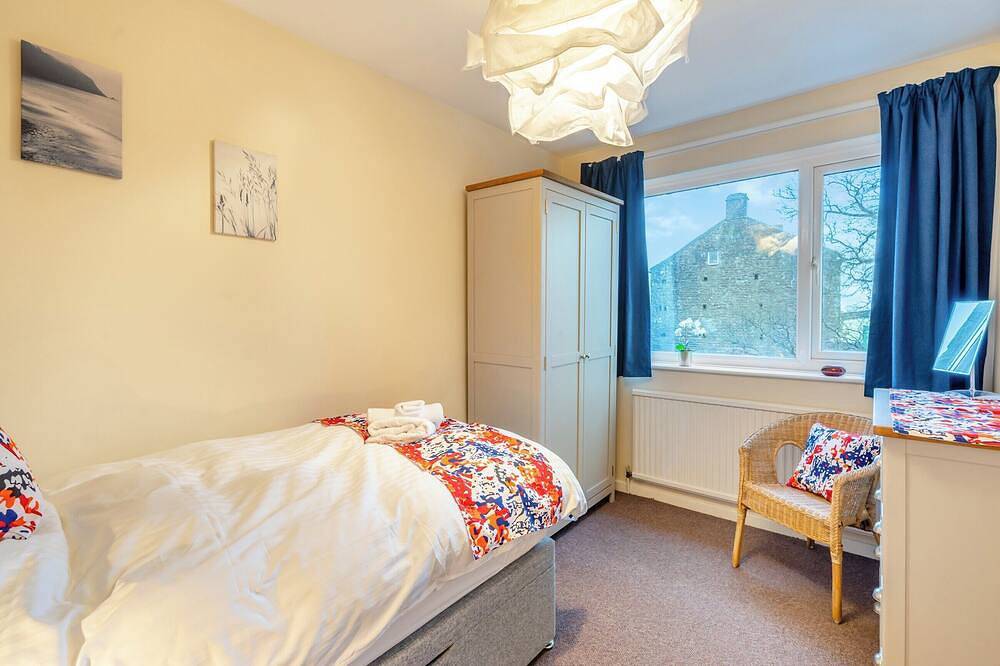 Ideal for couples or a small group of friends. in Hawes, Yorkshire Dales National Park
