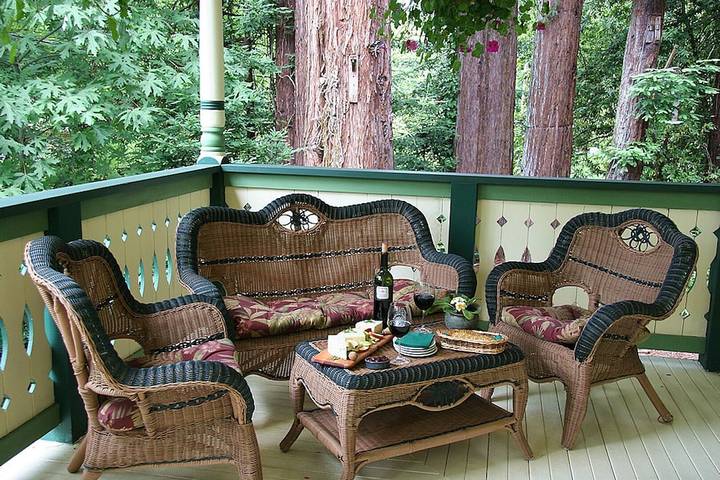 Vacation rental for 14 people, with balcony and hot tub in Guerneville