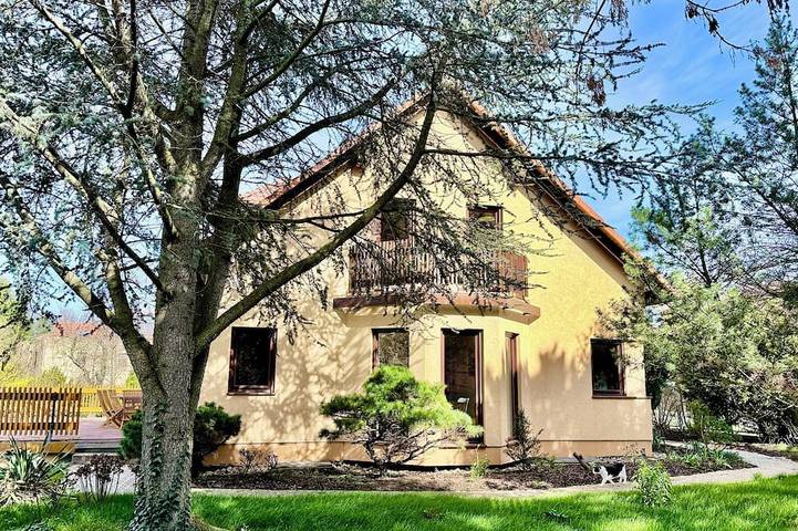 Ferienhaus für 8 Personen, mit Balkon und Garten in Dresden