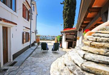Ferienhaus mit Meerblick für 6 Personen, mit Terrasse und Garten, mit Haustier in Poreč