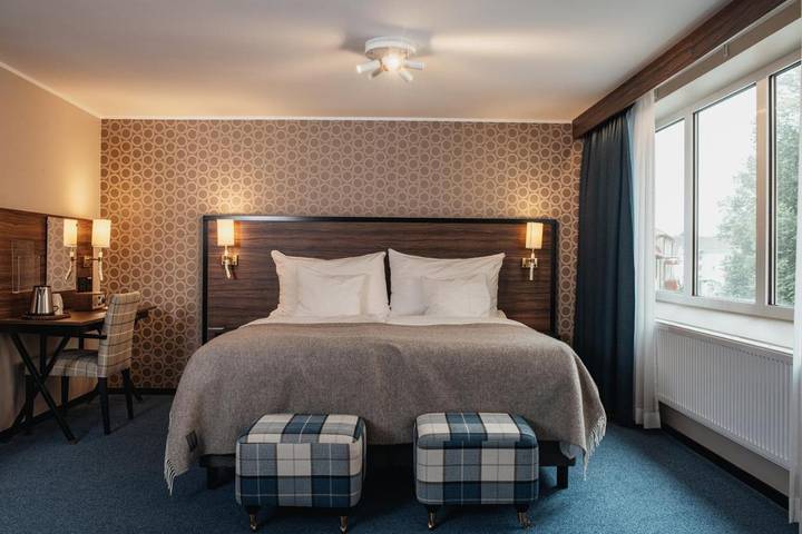 Apartamento para 2 personas, con jacuzzi además de terraza y sauna, Se admiten mascotas en Linköping