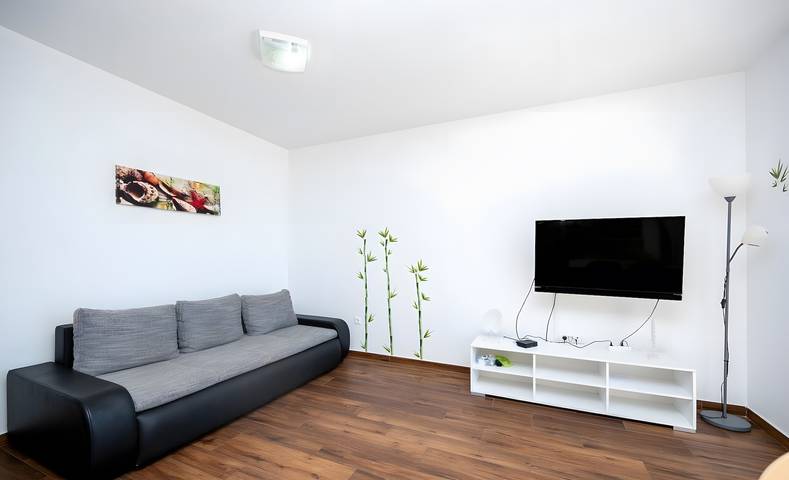 Appartamento per 2 persone, con Balcone e Giardino a Novaglia