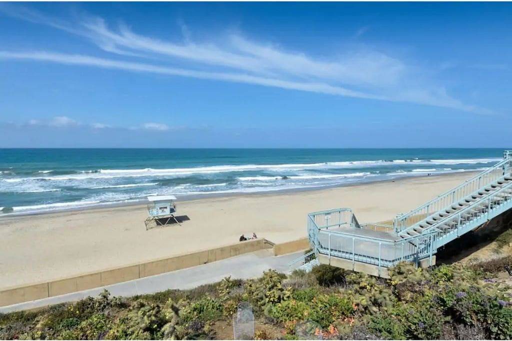 Steps to the Ocean+Village Beach Home w Hot Tub 🏖 in Carlsbad, San Diego County