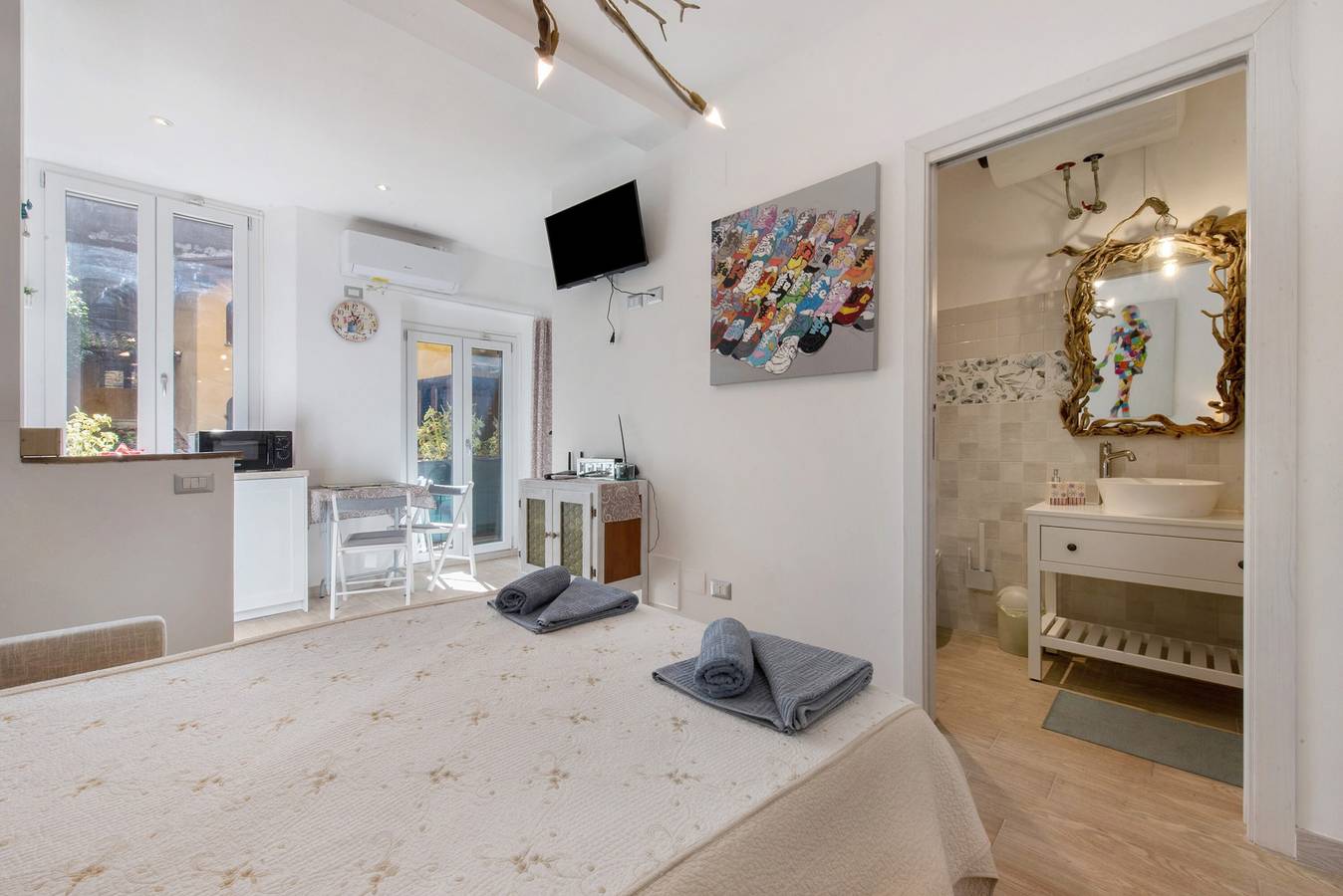 Estudio entero, Apartamento estudio 'Kella's Holiday Home' con balcón, Wi-Fi y aire acondicionado in Bellagio, Municipio de Bellagio