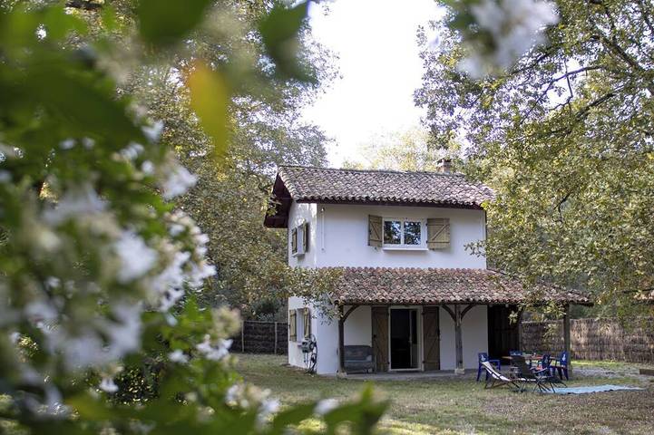 Location de vacances pour 4 personnes dans Sabres