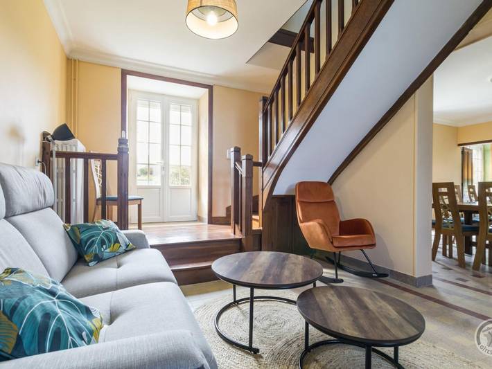 Gîte pour 11 personnes, avec jardin à Saint-Sauveur-Lendelin - 4