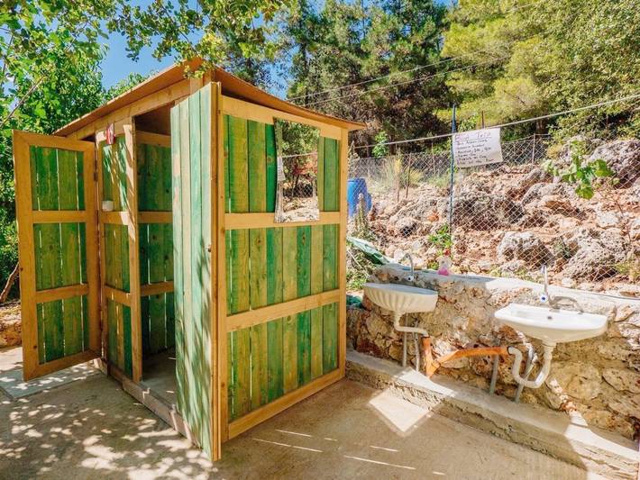 Location de vacances pour 2 personnes, avec jardin ainsi que terrasse et vue à Himarë - 4