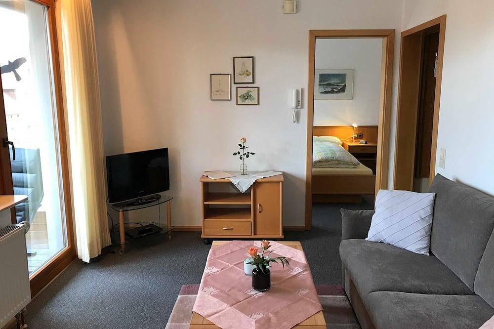 Ganze Wohnung, Apartment 3 (mit Wintergarten) - Ferienwohnungen Haus Presse in Walkenried, Harzvorland