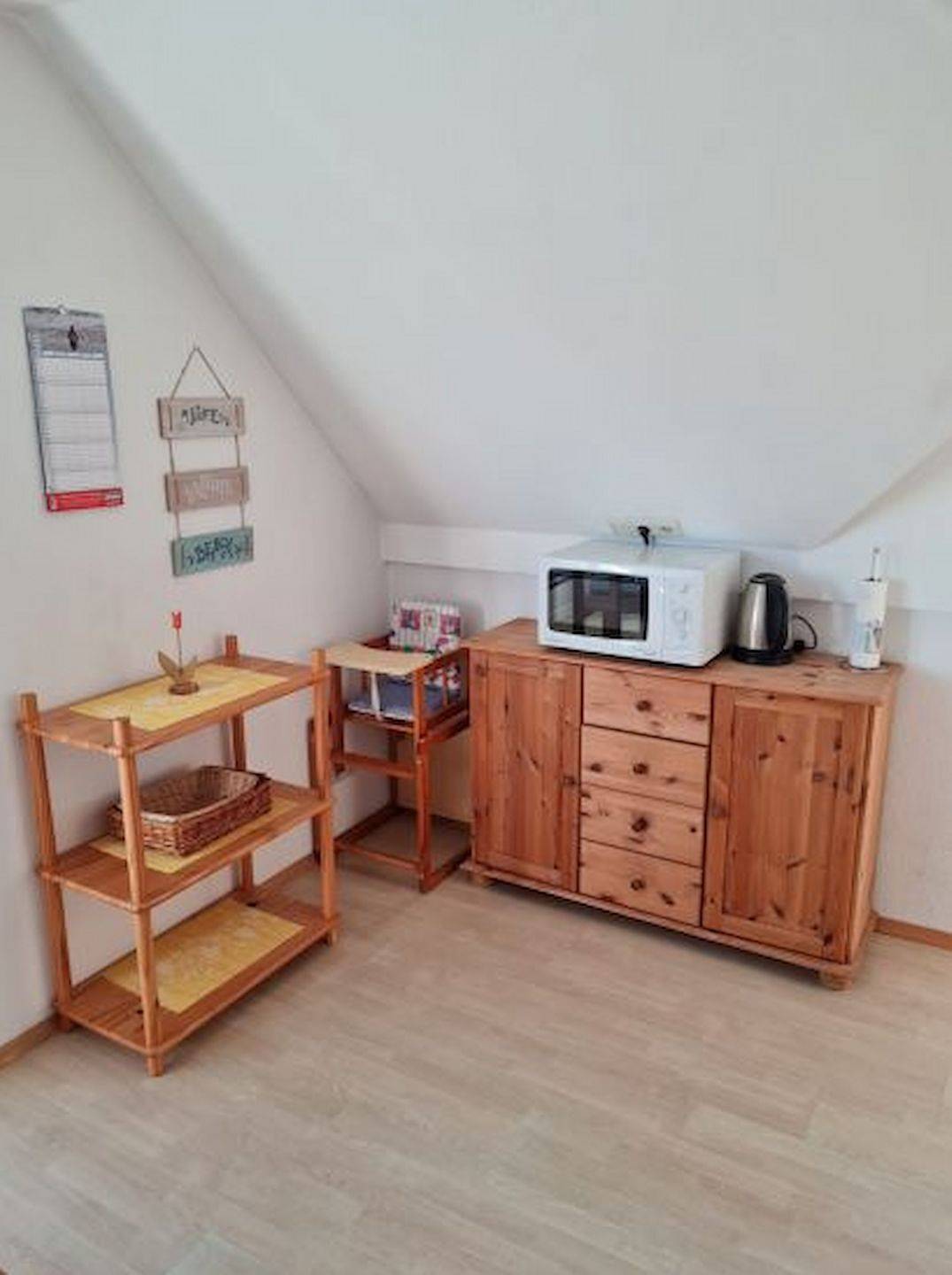 Ganze Wohnung, Komfortable 2-Zimmer Wohnung mit überdachtem Balkon in Lemkenhafen in Westfehmarn, Lemkenhafen