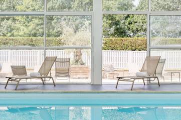 Cottage pour 2 personnes, avec sauna et jacuzzi ainsi que piscine et jardin, animaux acceptés à Ploërmel