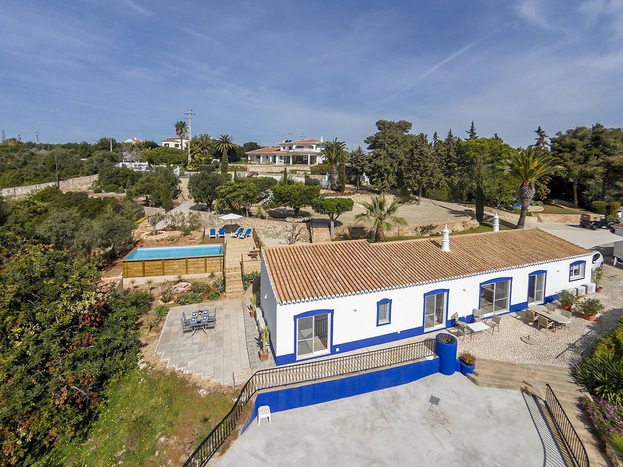 Villa Diane, Luxury Cottage, Ocean views, pool in Lagoa, Faro District