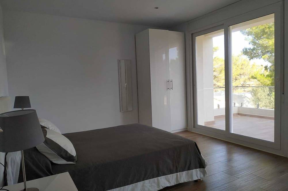 Mar y Montaña, New Villa in quiet area with pool and without hotels in Betlem, Artà