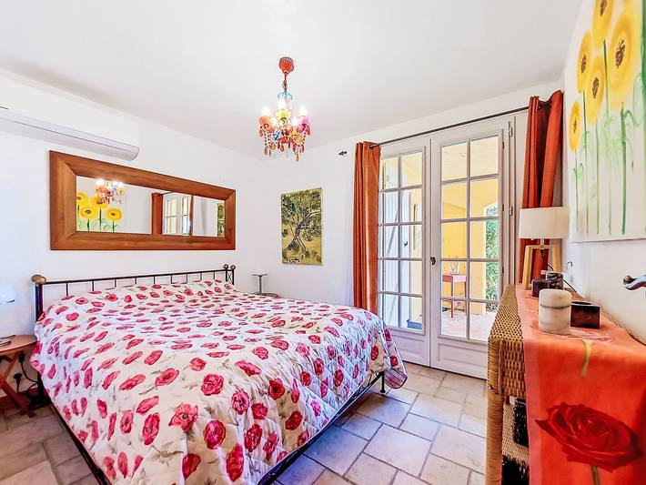Apartamento entero, Villa Vivaris in Vence (Alpes Marítimos), Costa mediterránea (Francia)