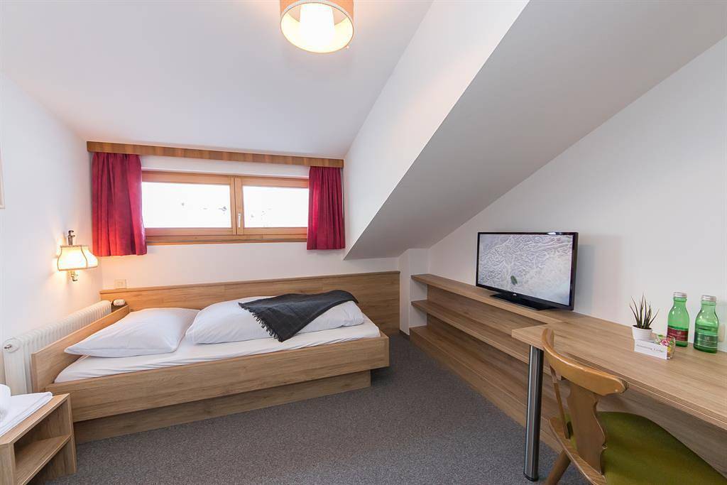 Einzelzimmer mit Dusche in Maria Alm, Pinzgau