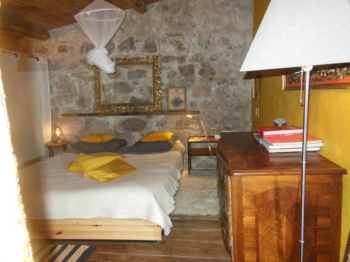 Location de vacances pour 2 personnes, avec vue et jardin à Villesèque-des-Corbières - 2