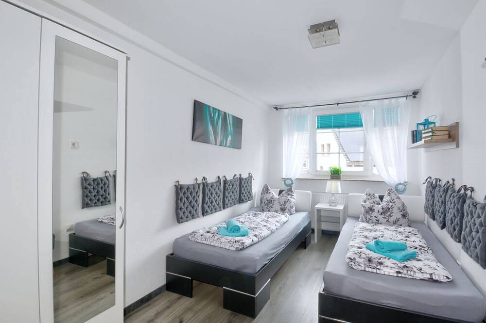Ganze Wohnung, Ferienwohnung Born 2 in Schieder-Schwalenberg, Kreis Lippe