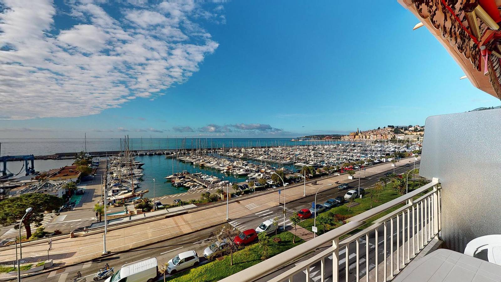 Ganze Ferienwohnung, Giotto - Magnificent and large air-conditioned 2-room apartment facing the sea with 2 terraces and garage - 21Gp in Menton, Nizza und Umgebung