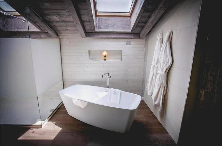 Apartmenthotel für 2 Personen, mit Whirlpool und Sauna sowie Balkon - 1