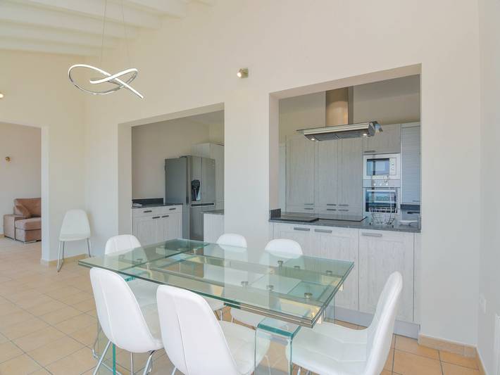 Villa en Moraira con piscina y playa in Teulada, Costa Blanca
