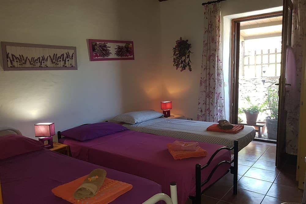 Eighteenth-century villa with pool sleeps seven in Sassari, Nurra