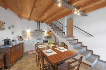 Ferienhaus für 7 Personen, mit Balkon am Gardasee