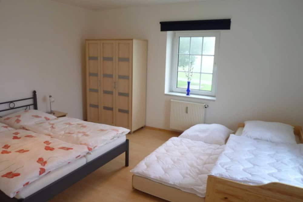 Ganze Wohnung, Ferienwohnung 4 - Ferienwohnung Hohen Niendorf bei Kühlungsborn in Hohen Niendorf, Bastorf