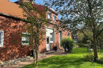 Ferienhaus für 4 Personen, mit Garten in Weener