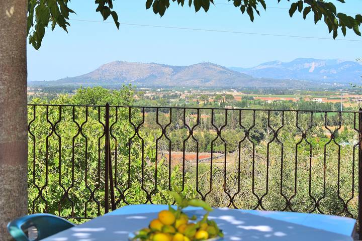 Finca für 3 Personen, mit Balkon und Terrasse sowie Garten in Muro