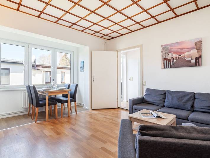 Bungalow für 4 Personen, mit Terrasse und Garten in Boltenhagen - 3