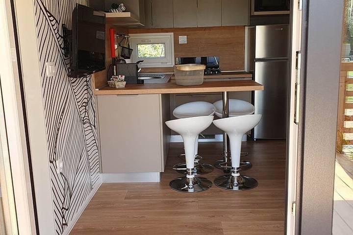 Camping für 5 Personen, mit Terrasse und Pool, kinderfreundlich in Medulin - 4