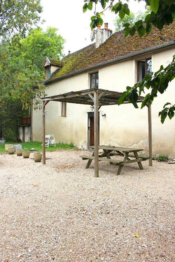 Gîte pour 6 personnes, avec jardin et vue, animaux acceptés à Pesmes - 4