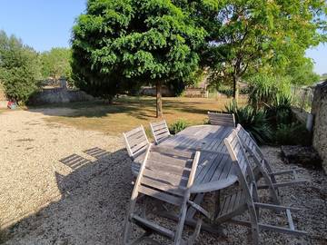 Gîte pour 4 personnes, avec terrasse et jardin dans Lys-Haut-Layon
