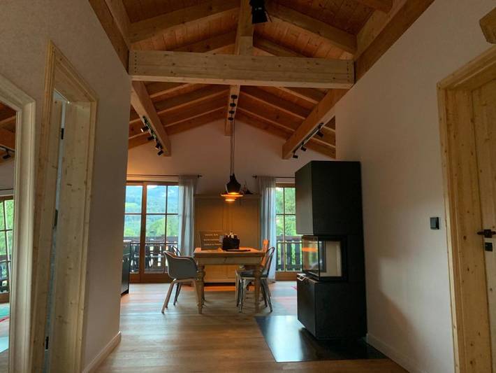 Ferienwohnung für 4 Personen, mit Balkon und Terrasse sowie Ausblick in Marktschellenberg