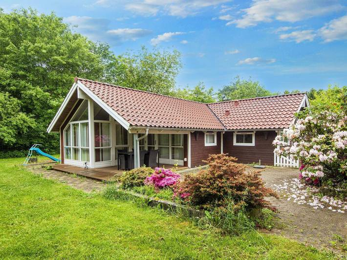 Ferienhaus für 7 Personen, mit Terrasse und Garten sowie Pool und Sauna in Arrild