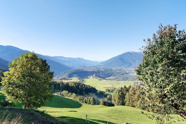 Appartamento intero, Appartamento 'Gruberhof 1 con vista montagna', giardino comune e Wi-Fi in Rodengo, Dolomiti Superski