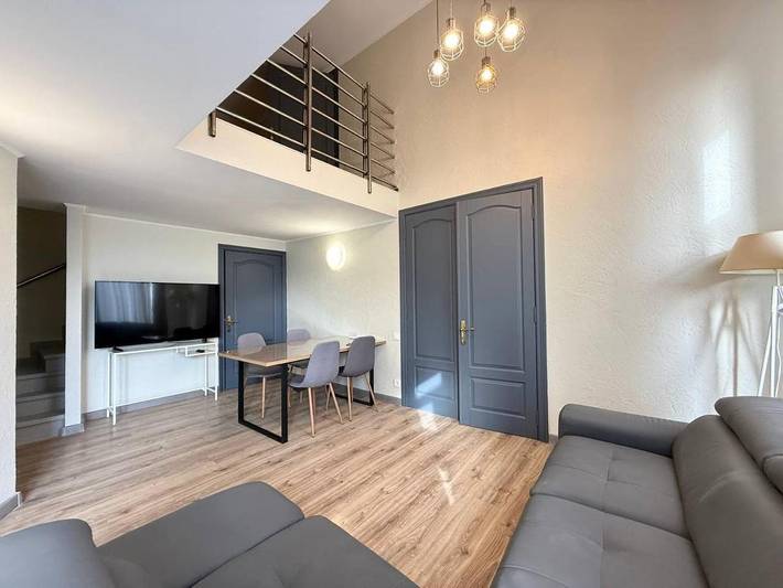 Apartamento de vacaciones para 8 personas, con jacuzzi y balcón, Familias con niños - 1