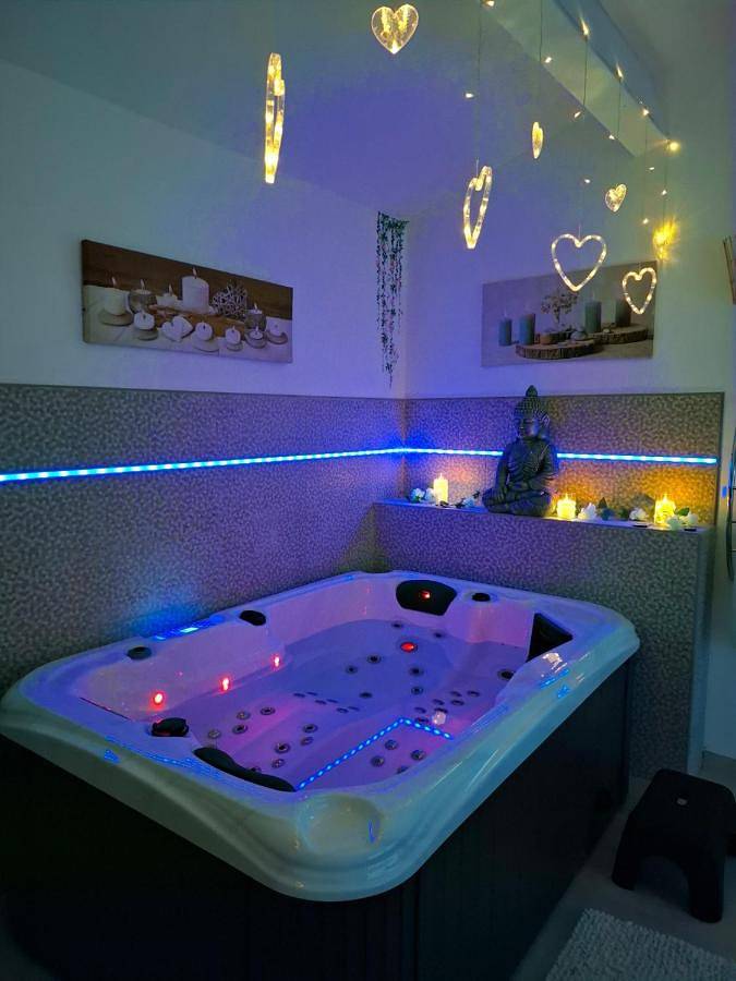 Chambre d’hôte pour 2 personnes, avec jardin ainsi que terrasse et vue