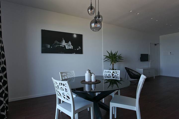 Ferienwohnung für 4 Personen, mit Ausblick und Pool sowie Garten und Balkon in Fermo - 4