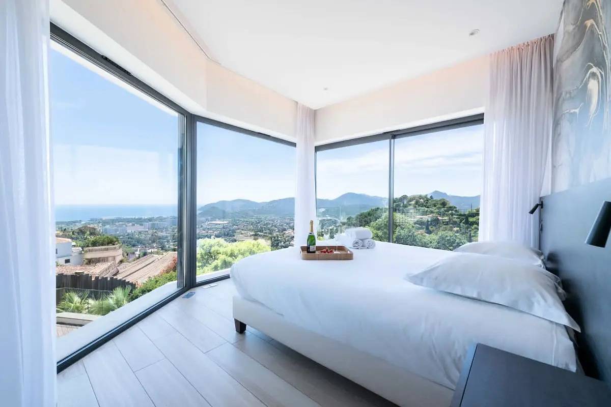 Maison d'architecte avec piscine chauffée & sublime vue mer in Mandelieu-la-Napoule, Massif de l'Esterel