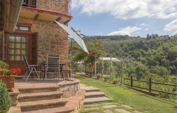 Gîte pour 4 personnes, avec piscine ainsi que terrasse et jardin à Vinci - 2