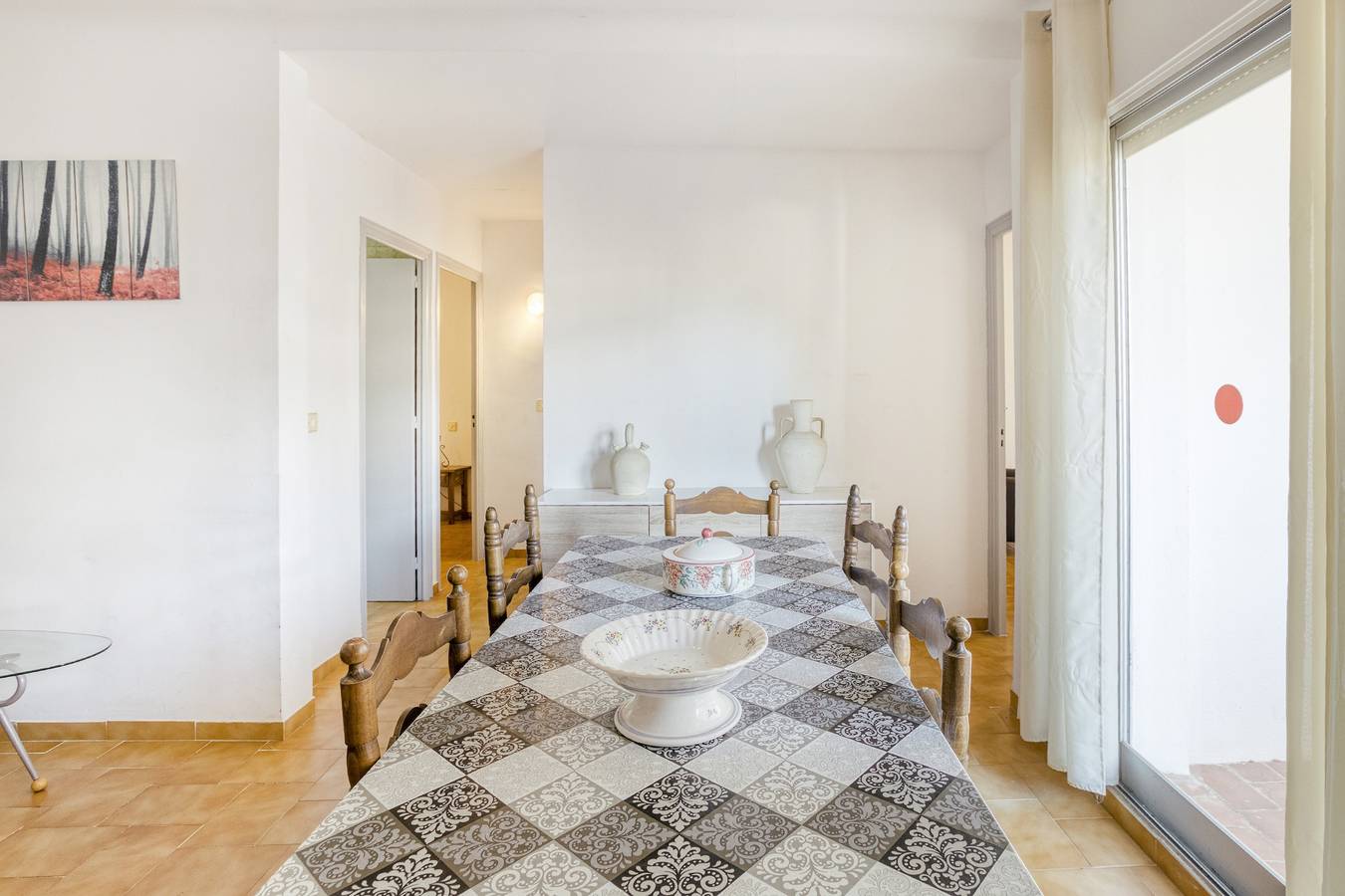 Apartamento entero, Apartamento en el paseo Marítimo '1-3' cerca de la playa con terraza y Wi-Fi in Platja del Port (Llanca), Llansá