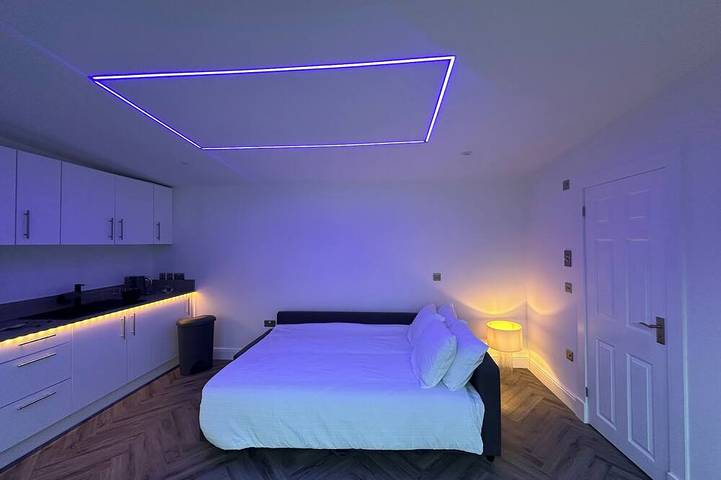 Ganze Wohnung, 'The Garden Room' Studio, Sleeps 2 - Wifi, Parking in Edinburgh, Edinburgh und Lothian