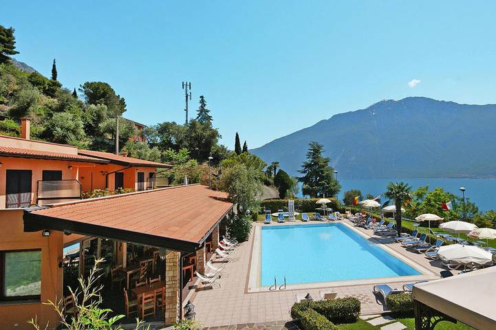 Ferienwohnung für 4 Personen, mit Balkon/Terrasse und Kinderpool sowie Pool in Tignale - 3