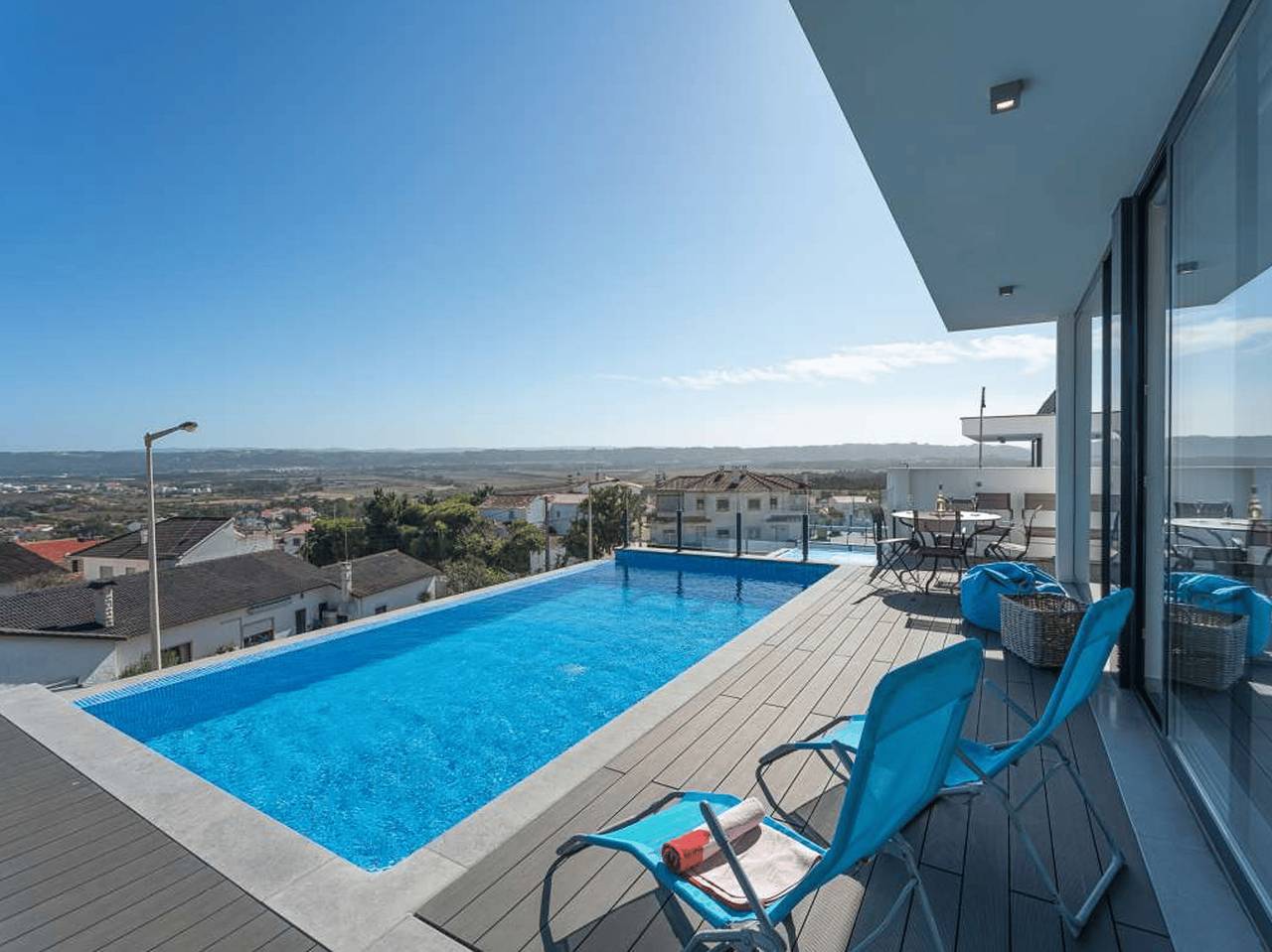Villa für 7 Personen mit Meerblick in Salir do Porto, Tornada e Salir do Porto