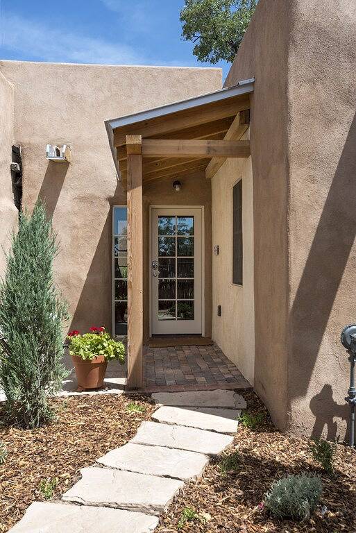 Vacation rental for 2 people, with yard in Santa Fe