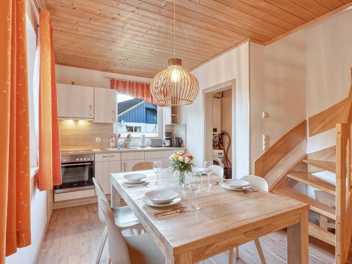 Ferienhaus für 4 Personen, mit Terrasse und Garten sowie Sauna in Altefähr - 2