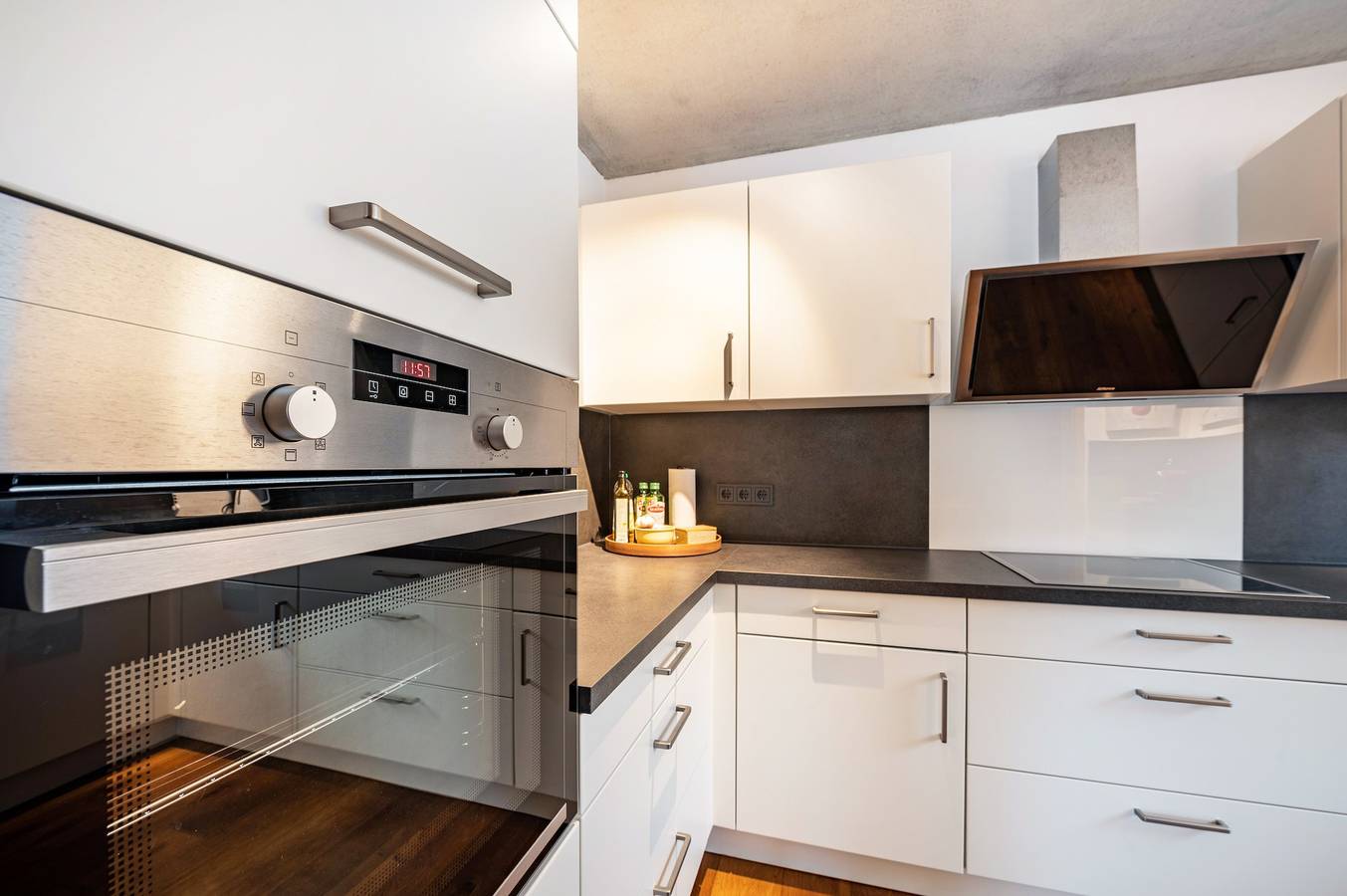 Holiday Home 'Anne Und Liese Haus' with Private Terrace in Lilienthal, Lower Saxony